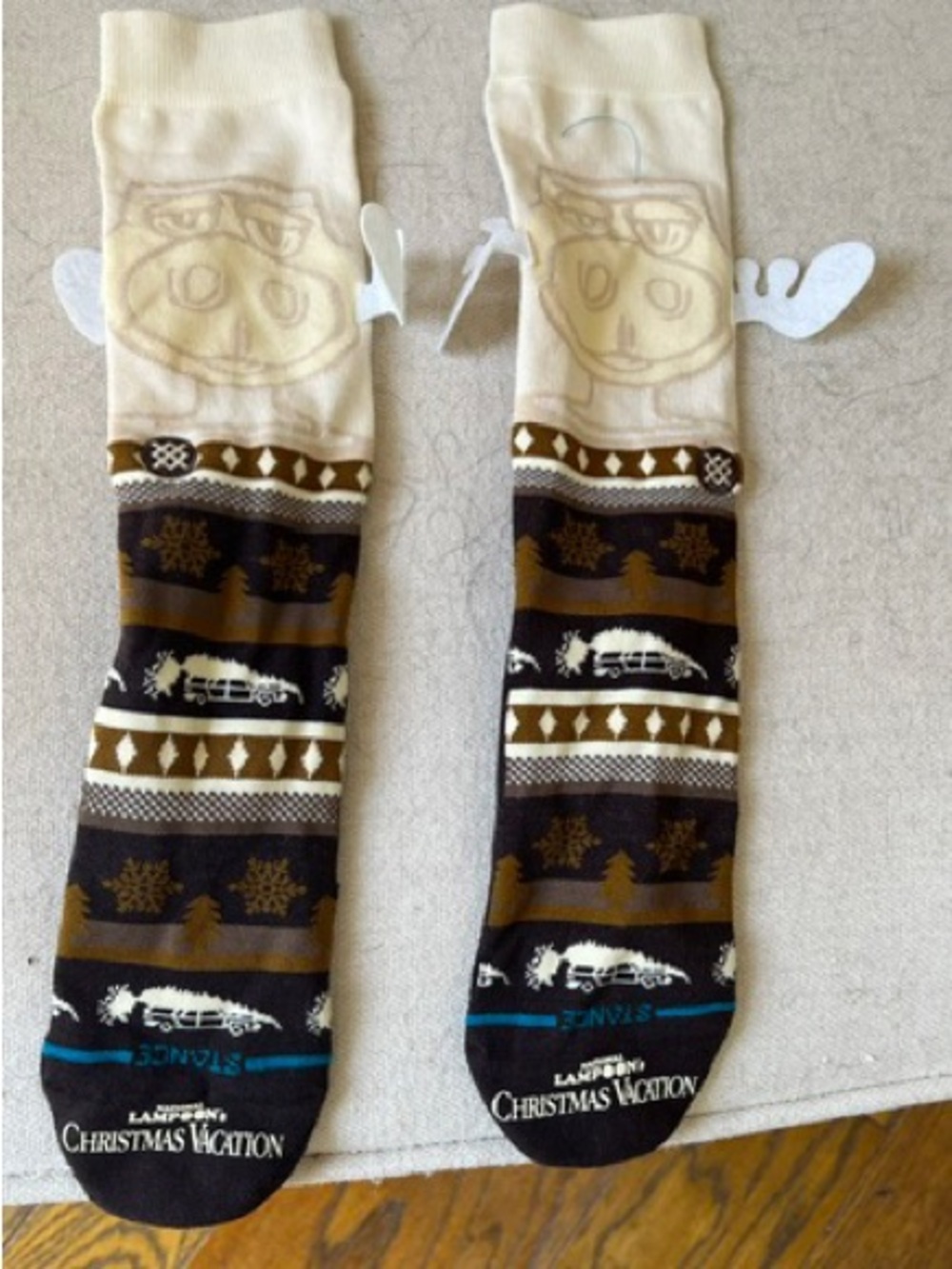 Christmas Vacation Themed Men's Crew Socks - Brown & Cream
